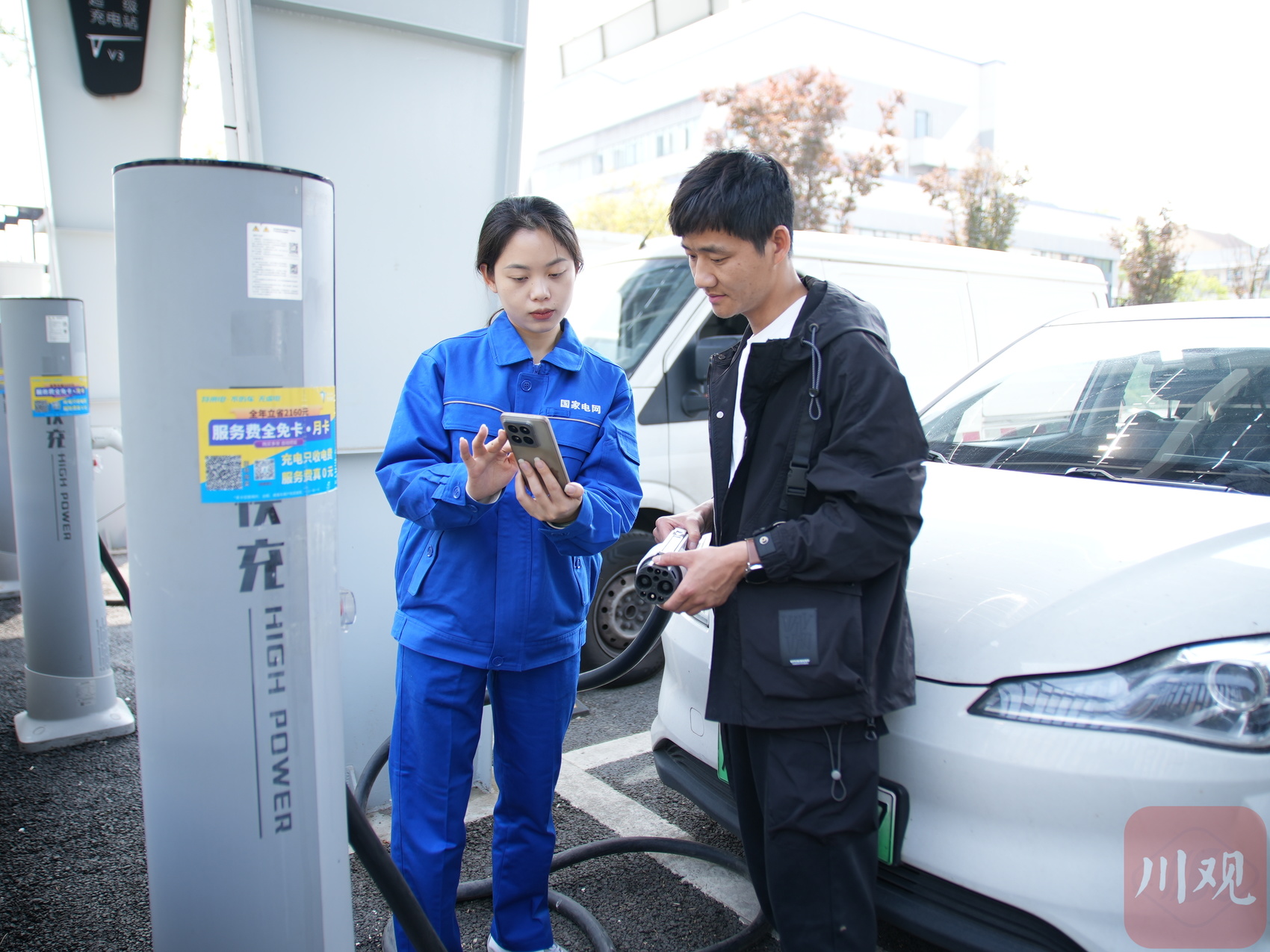 高频放电高频放大器C视频︱放电上网“赚”差价 成都新能变压器源车主体验全川首个车